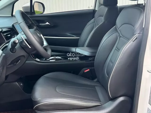 Hyundai Custin 1.5T-GDi Tiêu chuẩn 2023 7
