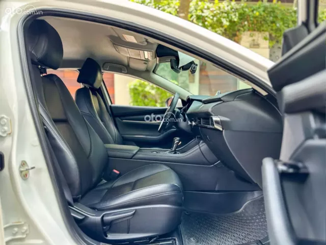 Mazda 3 Sedan 1.5L Luxury 2023 13
