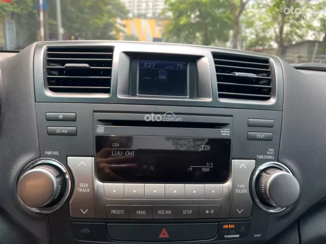 Toyota Highlander SE 2.7 2010 12