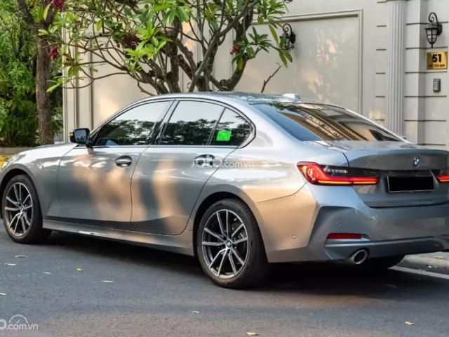 BMW 320i Sport Line 2023 4