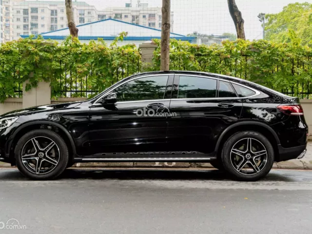 Mercedes-Benz GLC 300 4Matic Coupe 2022 3