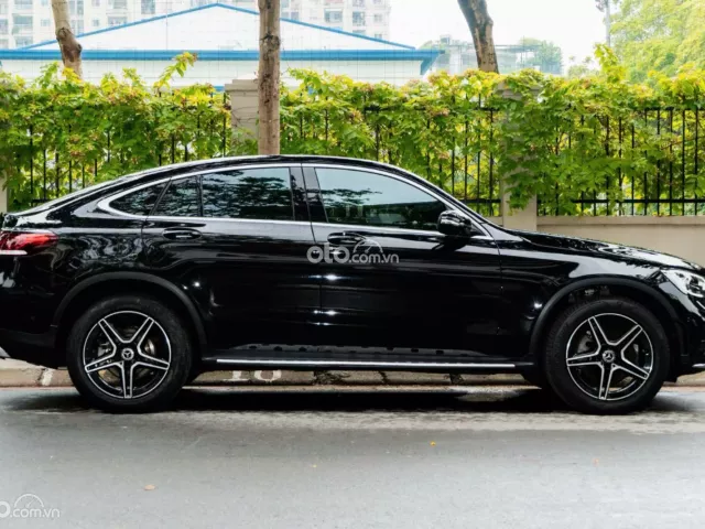 Mercedes-Benz GLC 300 4Matic Coupe 2022 5