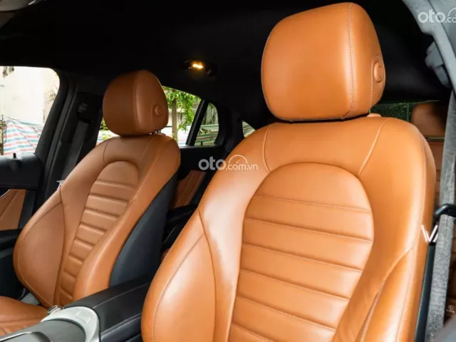 Mercedes-Benz GLC 300 4Matic Coupe 2022 18