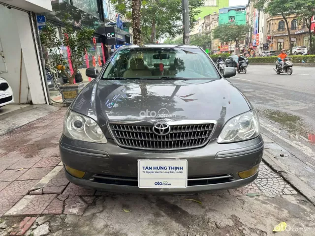 Toyota Camry 3.0V 2005 4