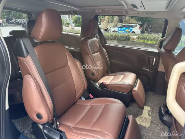 Toyota Sienna Limited 3.5 AT AWD 2015 9