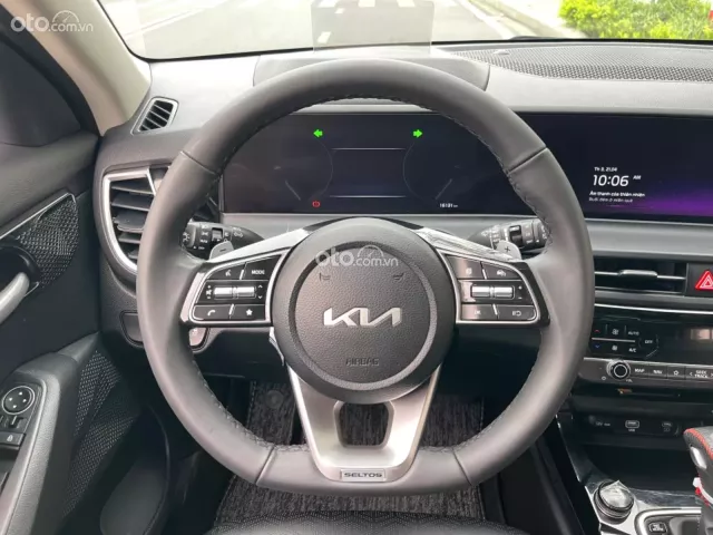 Kia Seltos 1.5L PREMIUM 2025 15