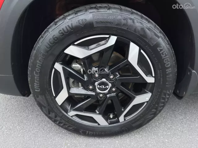 Kia Seltos 1.5L PREMIUM 2025 16