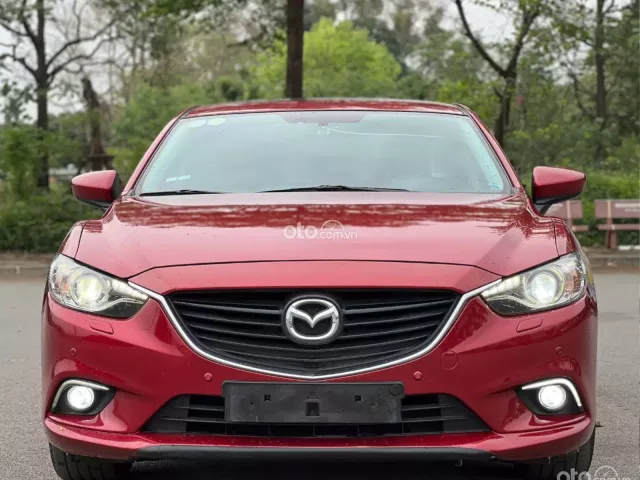 Xe chạy 10 vạn km, nội thất đẹp như mới
