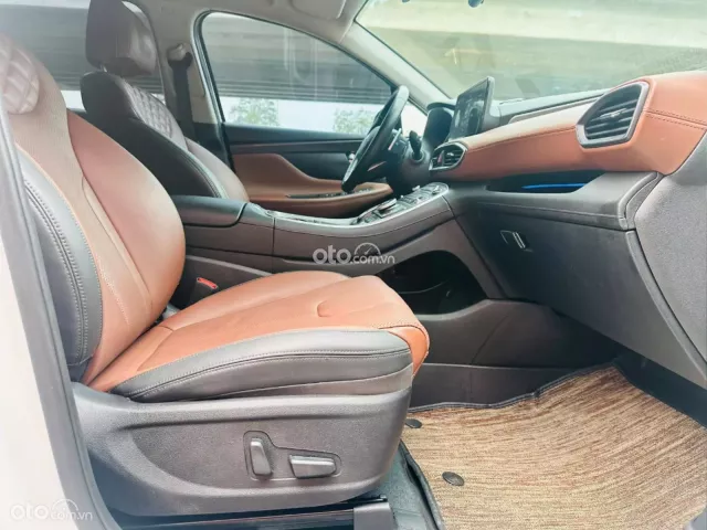 Hyundai Santa Fe 2.2 Dầu Cao cấp 2022 7