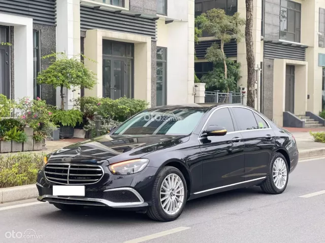 Mercedes-Benz E200 Exclusive 2022 3