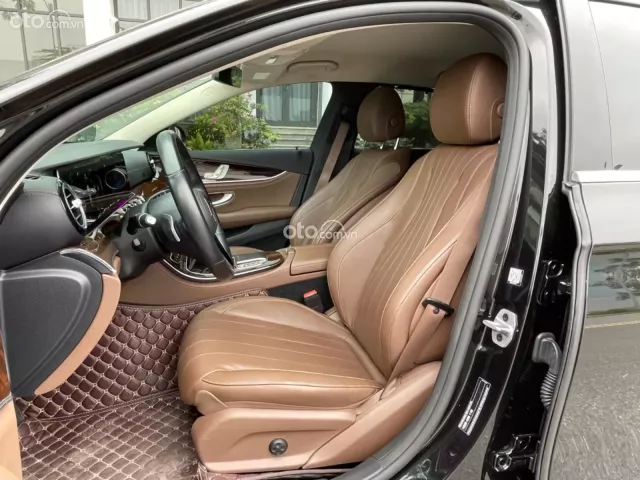 Mercedes-Benz E200 Exclusive 2022 7