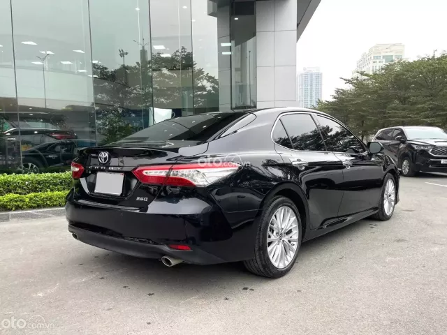 Toyota Camry 2.5Q 2020 2