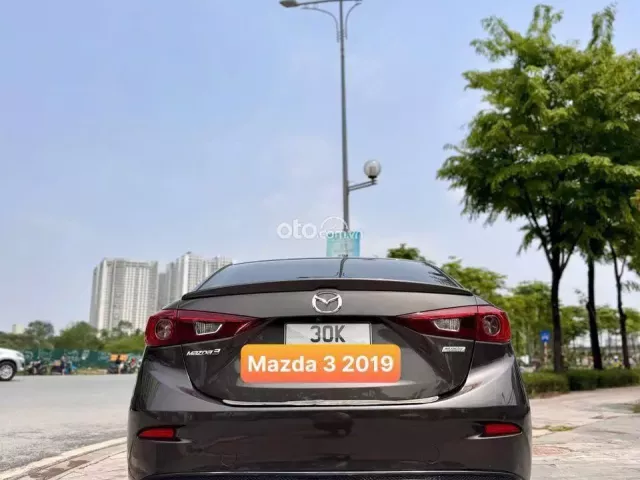 Mazda 3 1.5 Hatchback 2019 9