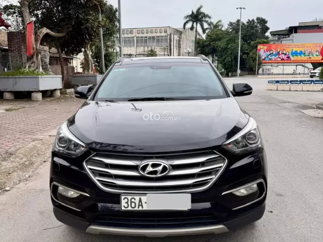 Hyundai Santa Fe 2.2L Dầu Cao cấp 2017 3