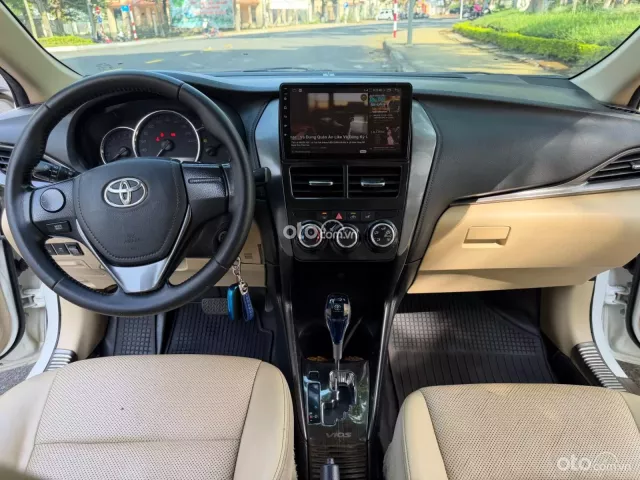 Toyota Vios 1.5 E CVT 2021 15