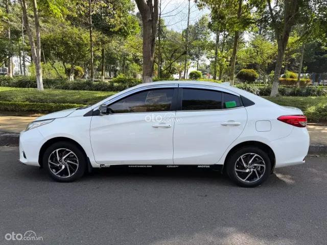 Toyota Vios 1.5 E CVT 2021 12