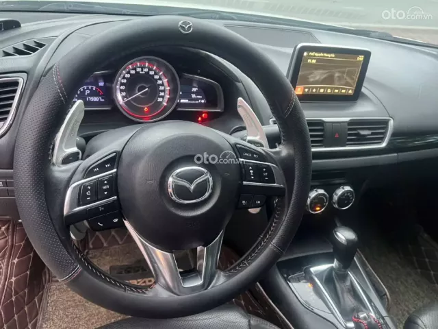 Mazda 3 1.5L Sedan 2015 7