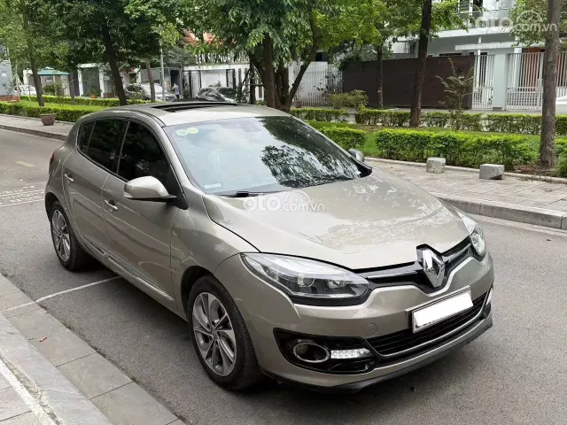 Renault Megane 1.6 CVT 2015 12