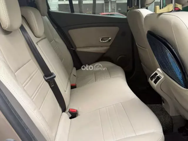 Renault Megane 1.6 CVT 2015 9