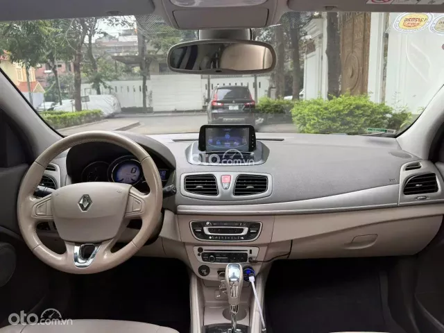 Renault Megane 1.6 CVT 2015 15