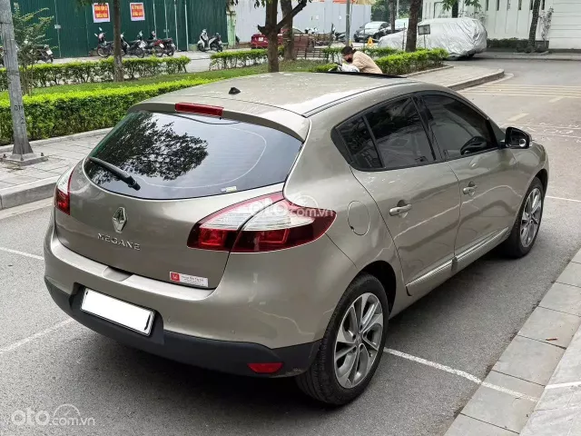 Renault Megane 1.6 CVT 2015 17
