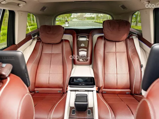 Mercedes-Benz Maybach GLS 600 4Matic 2023 5