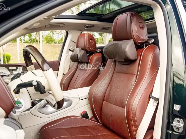 Mercedes-Benz Maybach GLS 600 4Matic 2023 6
