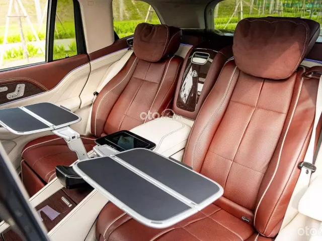Mercedes-Benz Maybach GLS 600 4Matic 2023 14