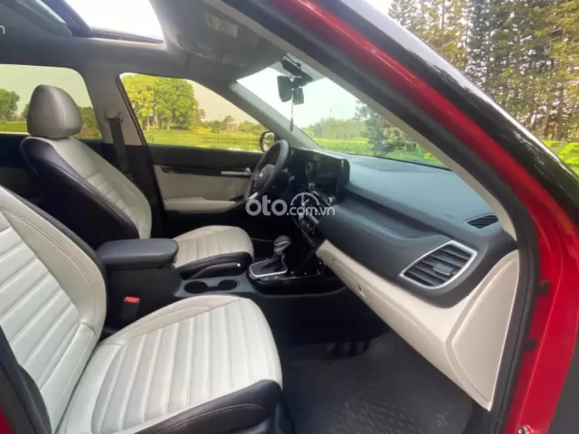 Kia Seltos 1.4T GT-Line 2021 11