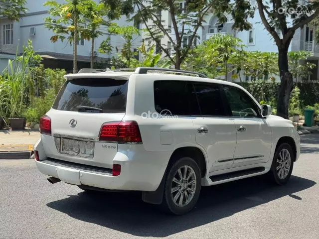 Lexus LX 570 Super Sport 2010 5