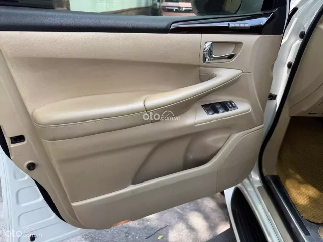 Lexus LX 570 Super Sport 2010 12