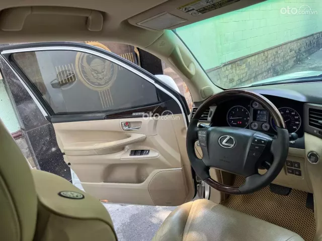 Lexus LX 570 Super Sport 2010 6