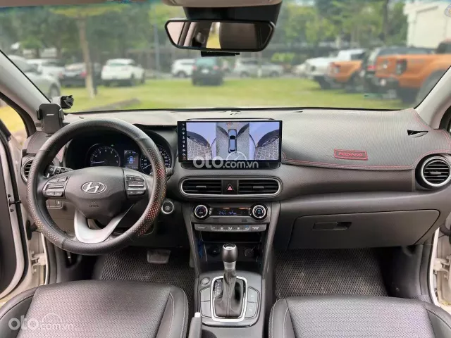 Kia Kona 2.0 AT Tiêu chuẩn 2018 8