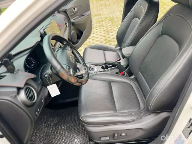 Kia Kona 2.0 AT Tiêu chuẩn 2018 10