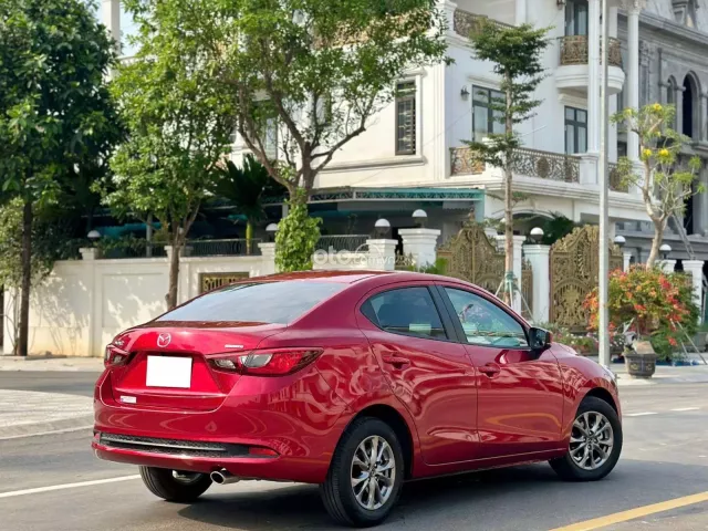 Mazda 2 1.5AT 2025 4