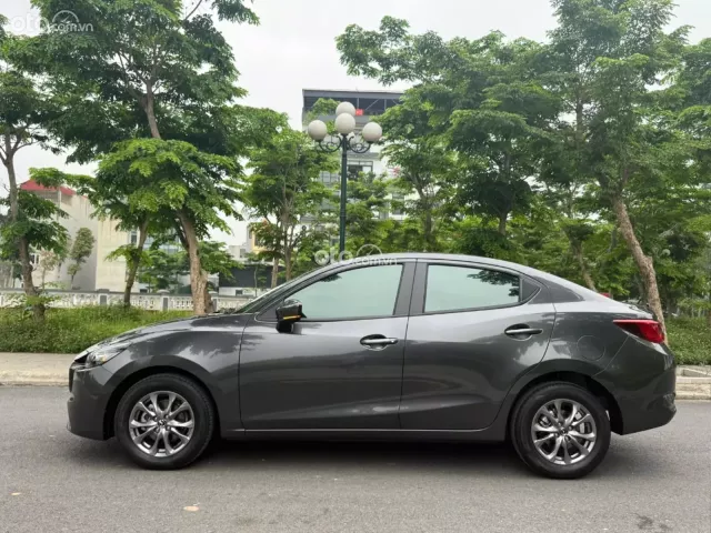 Mazda 2 1.5AT 2025 8