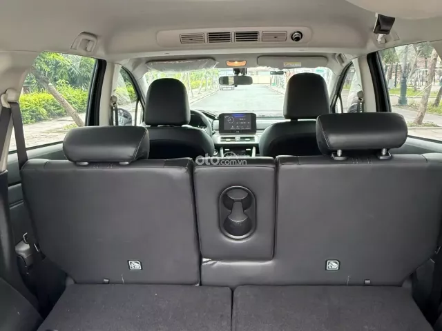 Mitsubishi Xpander AT Premium 2024 21