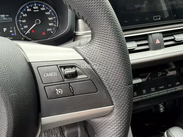 Mitsubishi Xpander AT Premium 2024 11