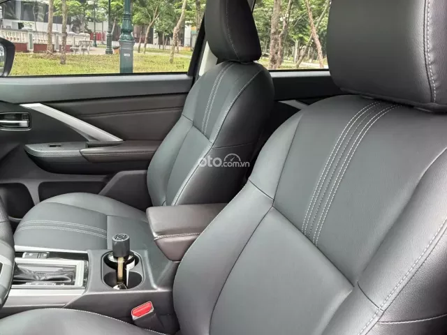 Mitsubishi Xpander AT Premium 2024 18