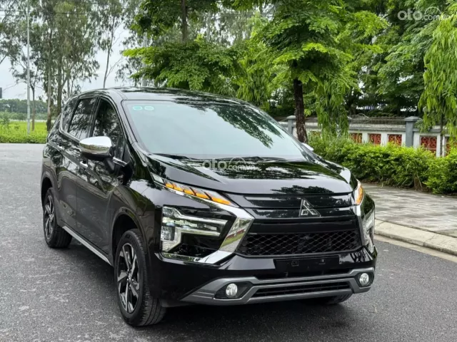 Mitsubishi Xpander AT Premium 2024 2
