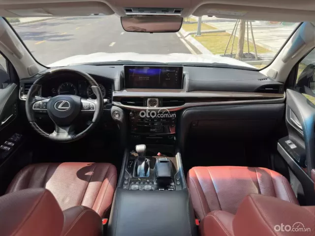 Lexus LX 570 Super Sport 2019 9