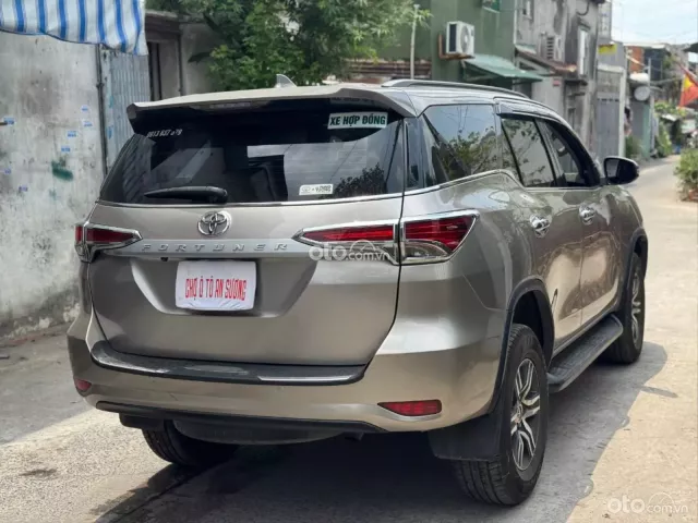 Toyota Fortuner 2.5G 4x2 MT 2019 5