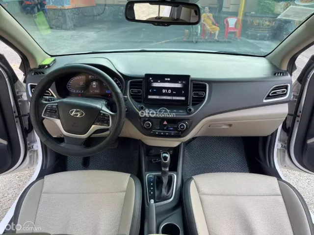 Hyundai Accent 1.4 AT 2023 11