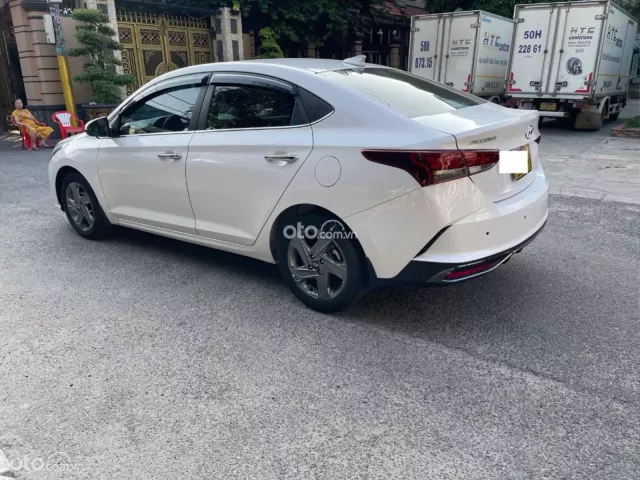 Hyundai Accent 1.4 AT 2023 4