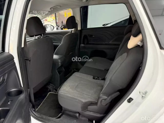 Hyundai Stargazer 1.5 AT Tiêu chuẩn 2024 4