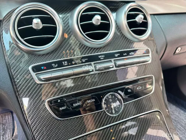 Mercedes-Benz GLC 300 2018 17