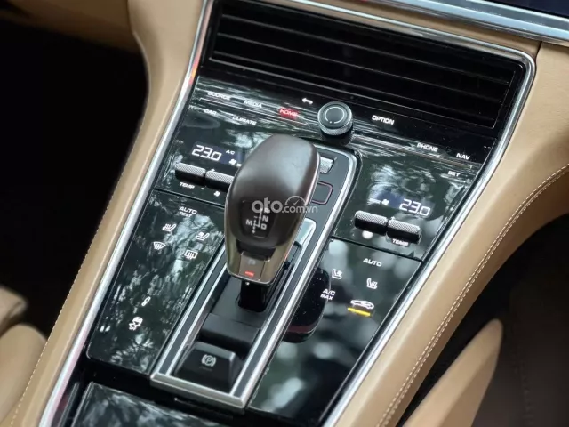 Porsche Panamera 4 Executive 2021 11
