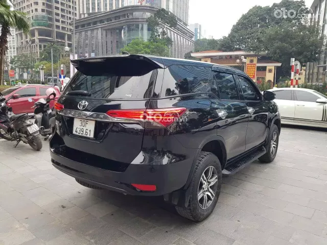 Toyota Fortuner 2.4G 4x2 AT  2024 6