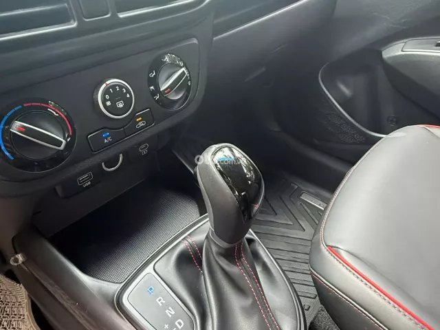 Hyundai Grand i10 2024 13