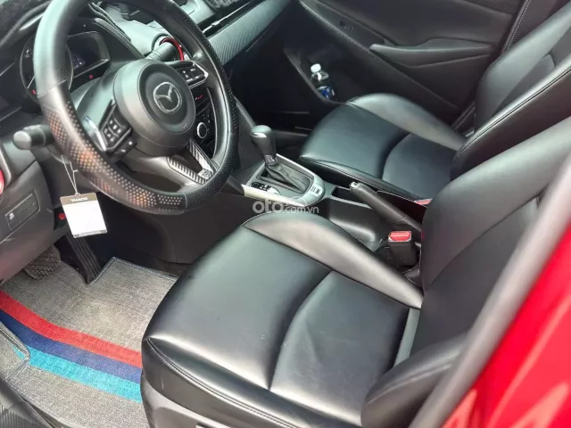 Mazda 2 1.5AT 2024 6